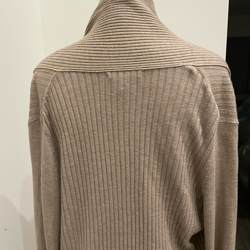 Banana Republic cocoon cardigan- taupe-Size medium-NWOT - Picture 11 of 11